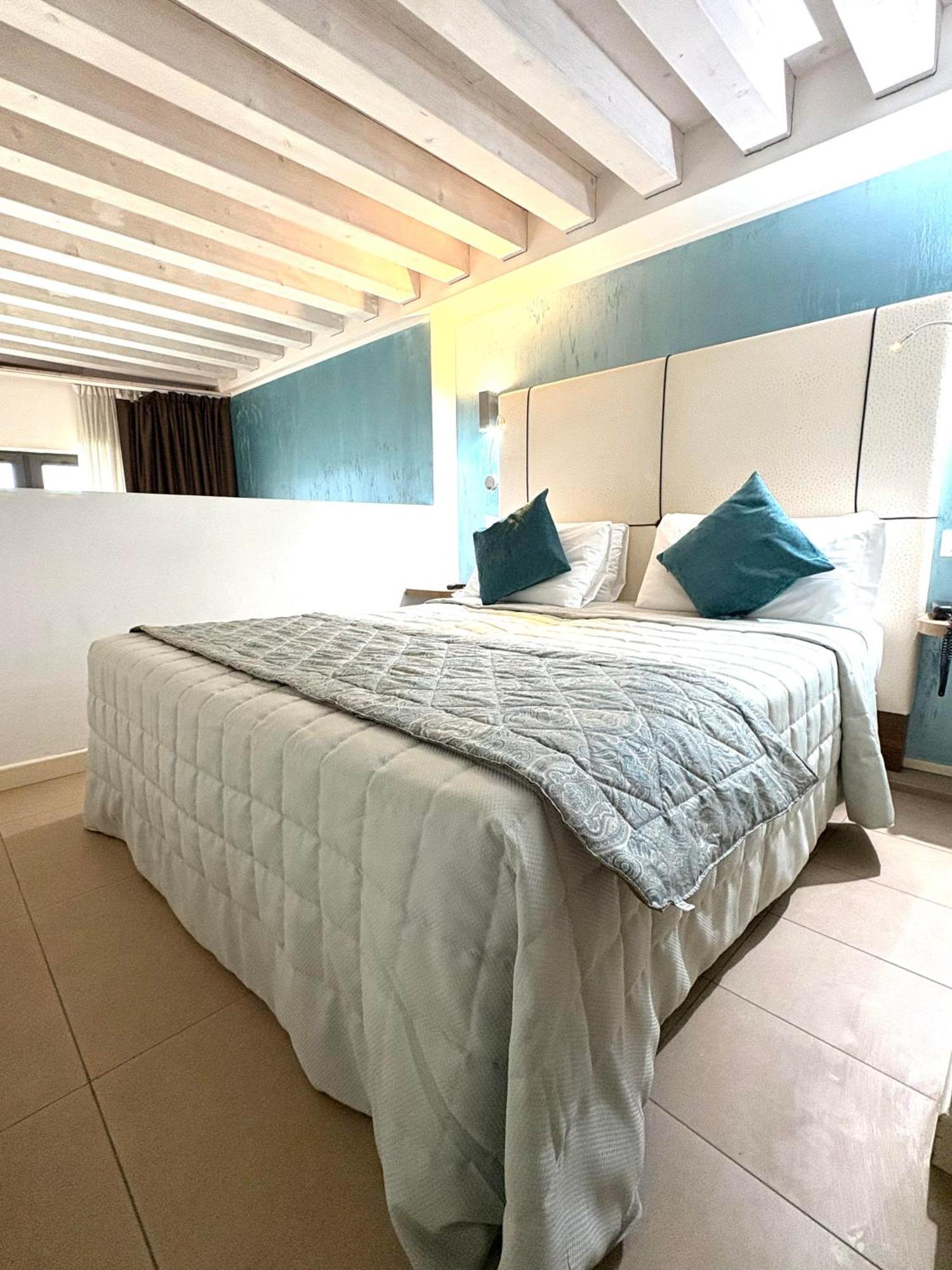 Al Canal Regio - Guest House Venice Exterior photo